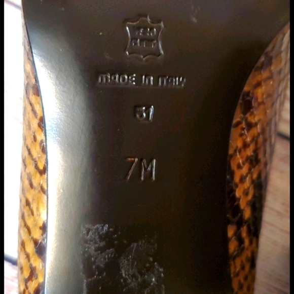 Via Spiga Snakeskin Square Toe Pump - Picture 10 of 11